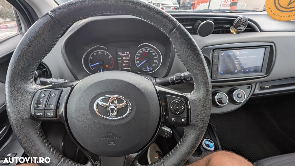 Toyota Yaris 1.5 L VVT-iE Active - 8