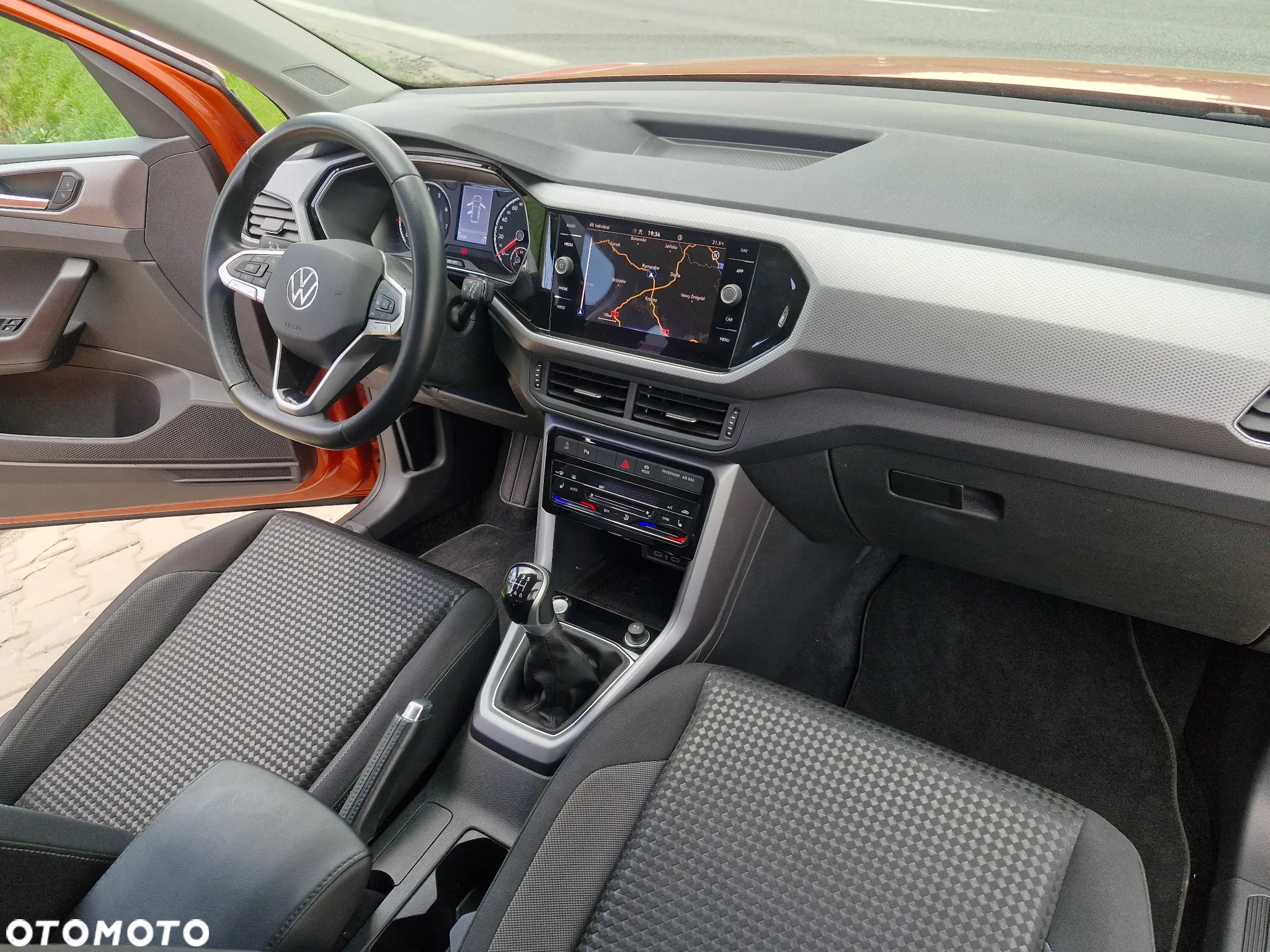 Volkswagen T-Cross 1.0 TSI OPF ACTIVE - 22