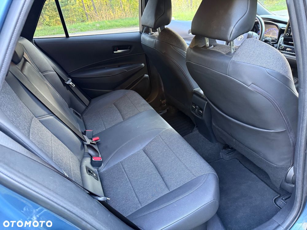 Toyota Corolla 2.0 Hybrid Comfort - 7