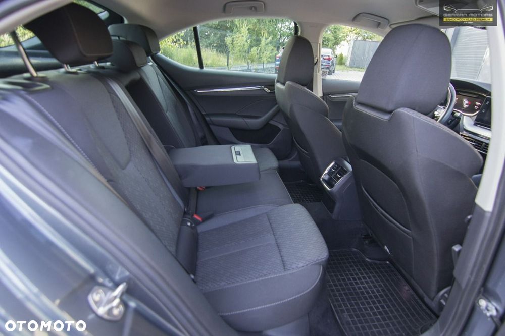 Skoda Octavia 2.0 TDI Business DSG - 28