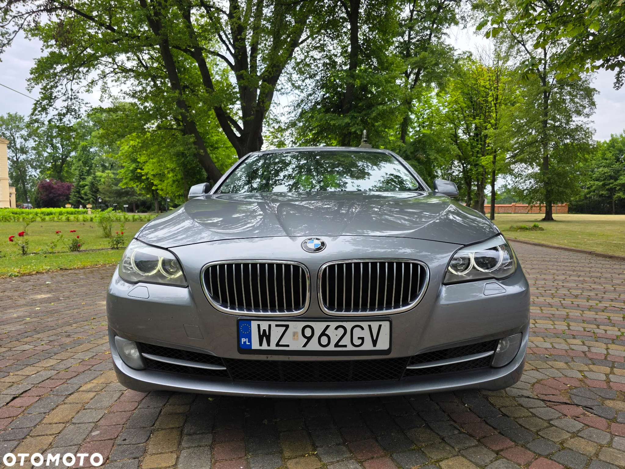 BMW Seria 5 535i Touring - 9