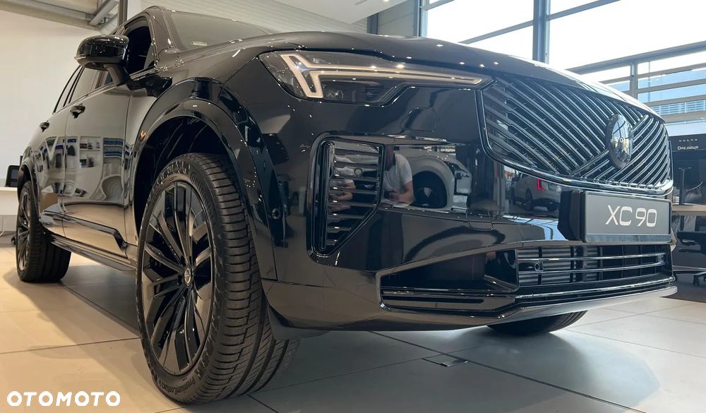 Volvo XC 90 T8 AWD Plug-In Hybrid Ultra Black Edition 7os - 3