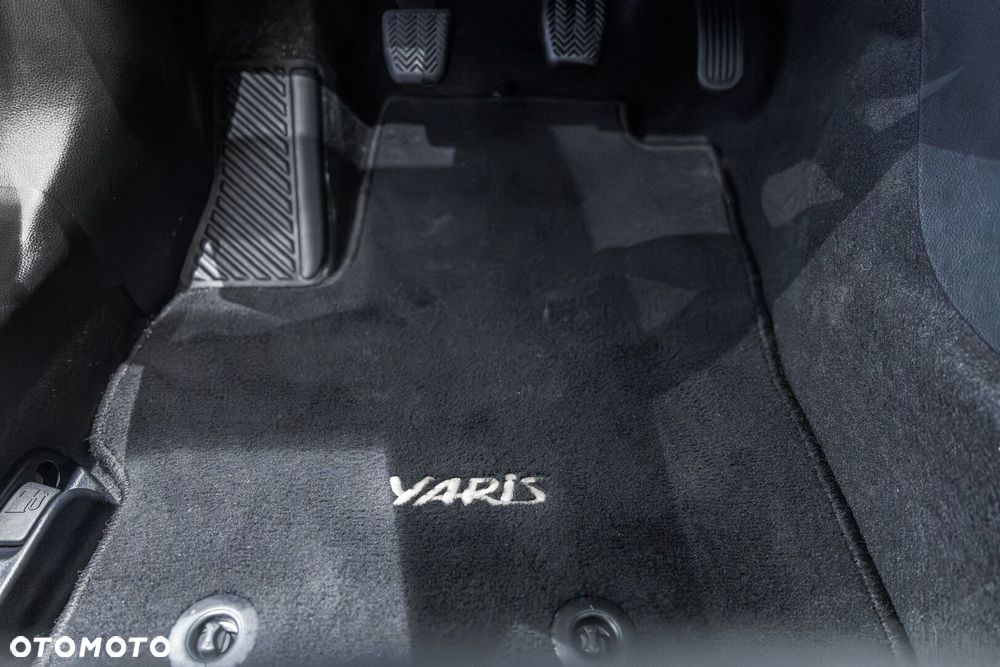 Toyota Yaris 1.5 Comfort - 36