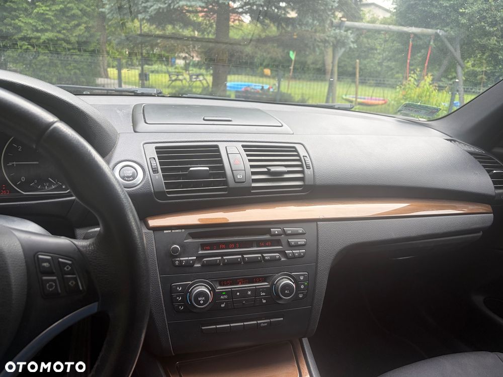 BMW Seria 1 118i - 6