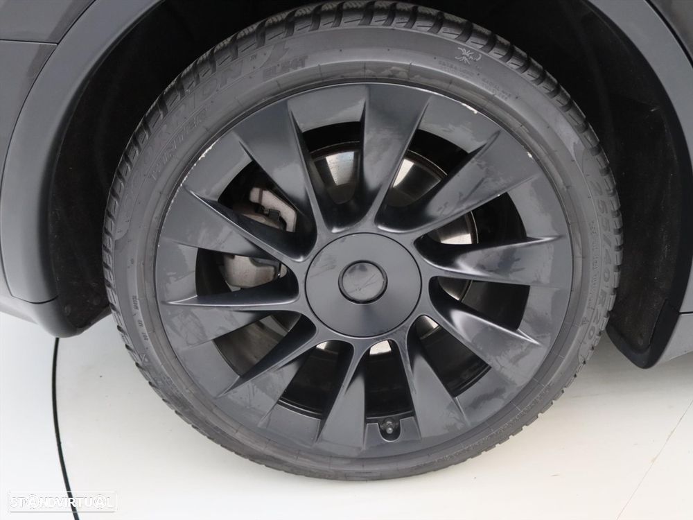 Tesla Model Y RWD - 19