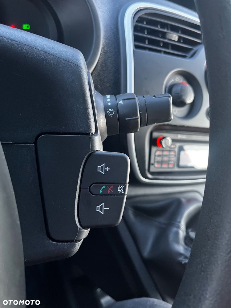 Renault Kangoo 1.5 dCi Business Eu6 - 17