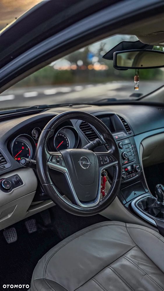 Opel Insignia 2.0 CDTI Cosmo - 13
