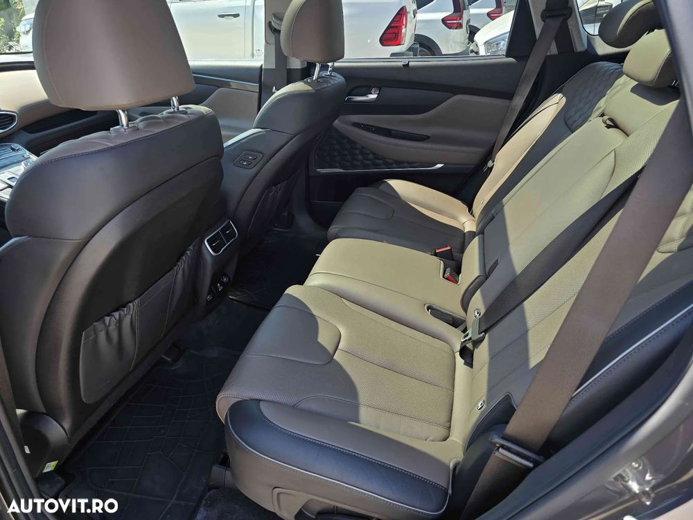 Hyundai Santa Fe - 10