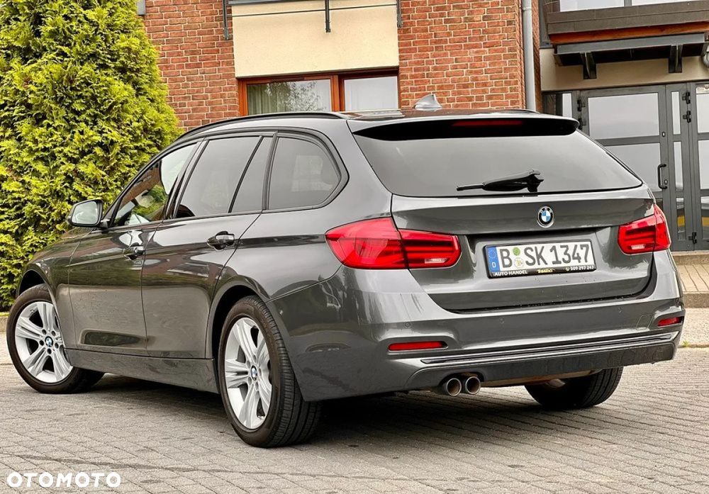 BMW Seria 3 320i Edition Luxury Line Purity - 15
