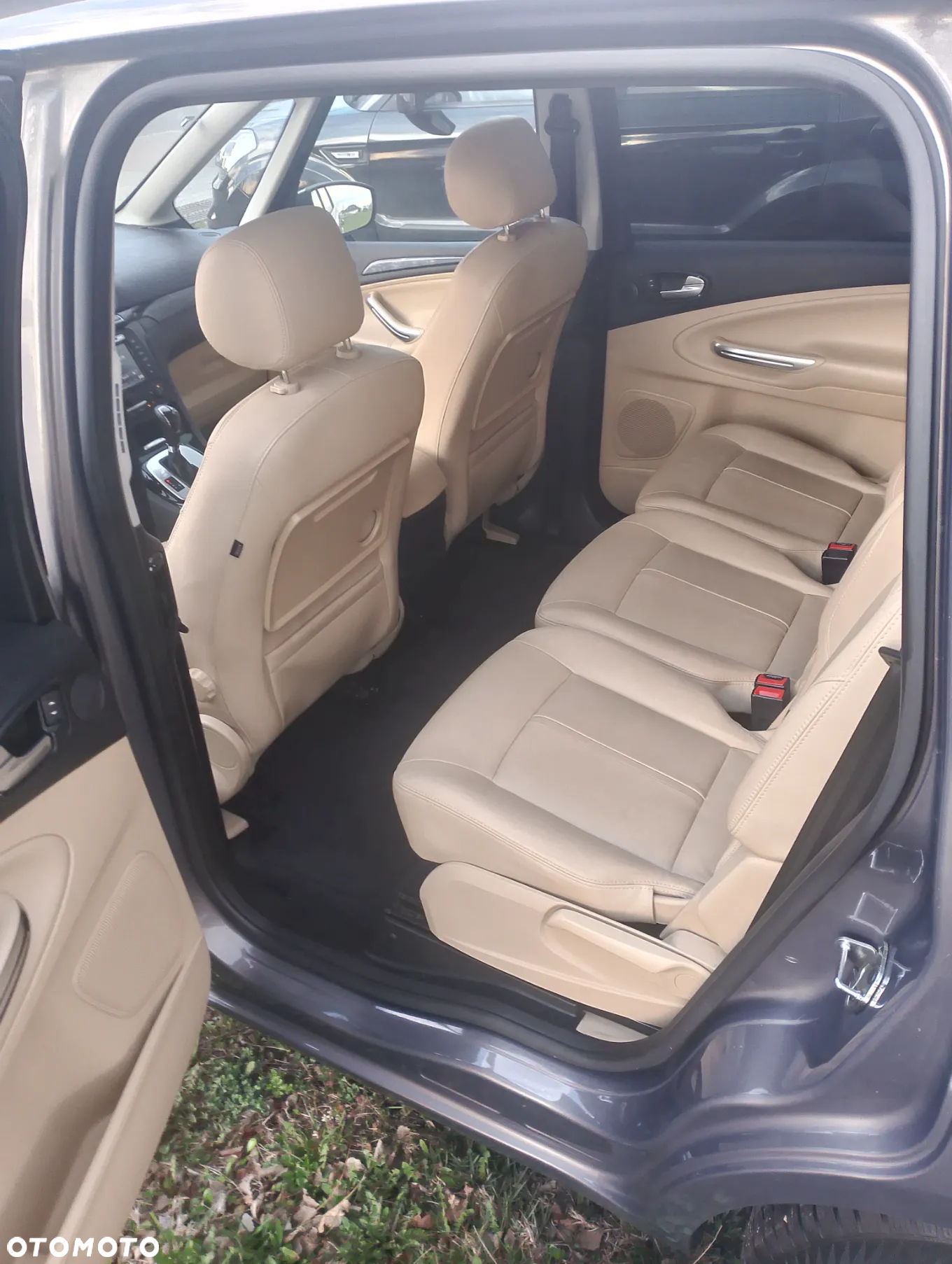 Ford Galaxy - 6