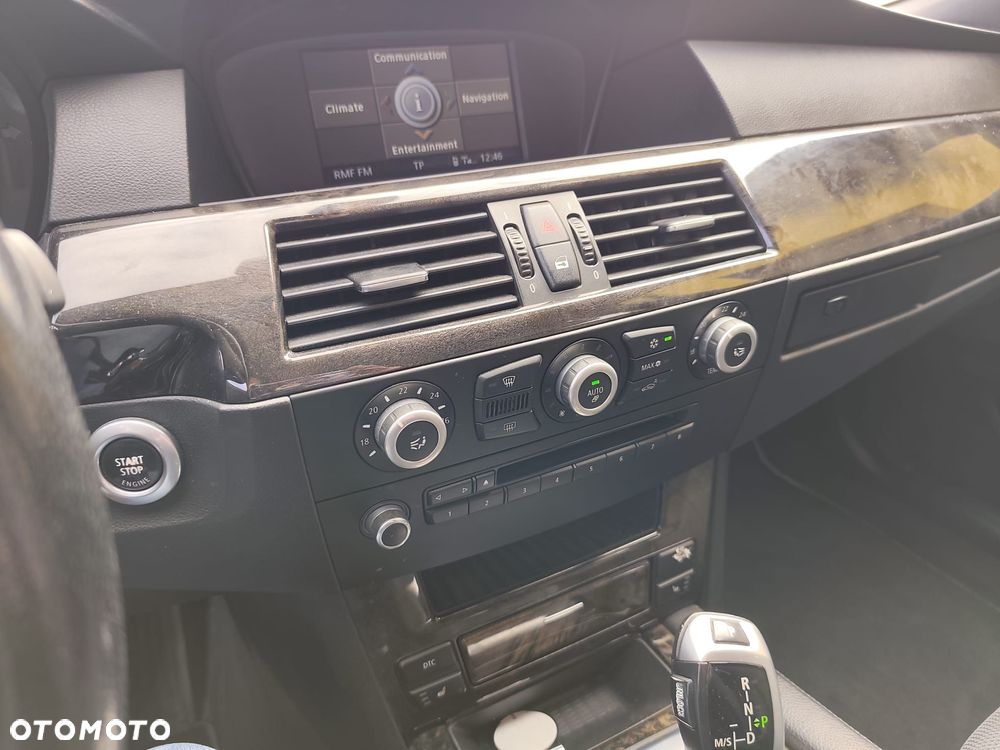 BMW Seria 5 520d - 10