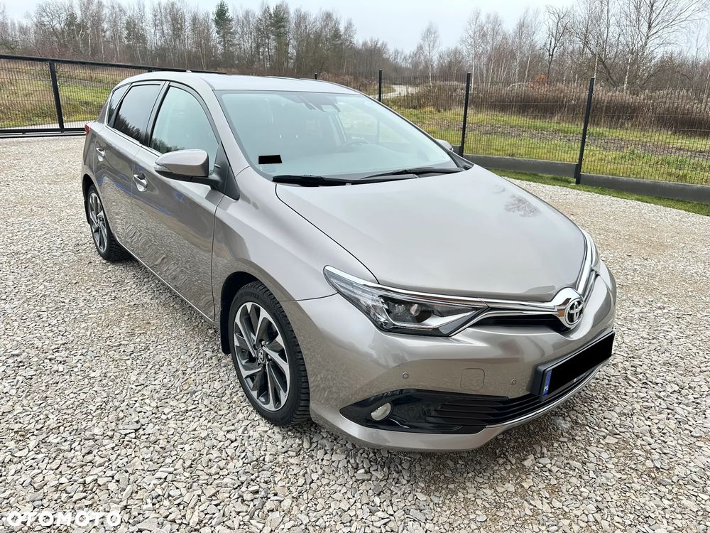 Toyota Auris 1.6 Prestige - 3