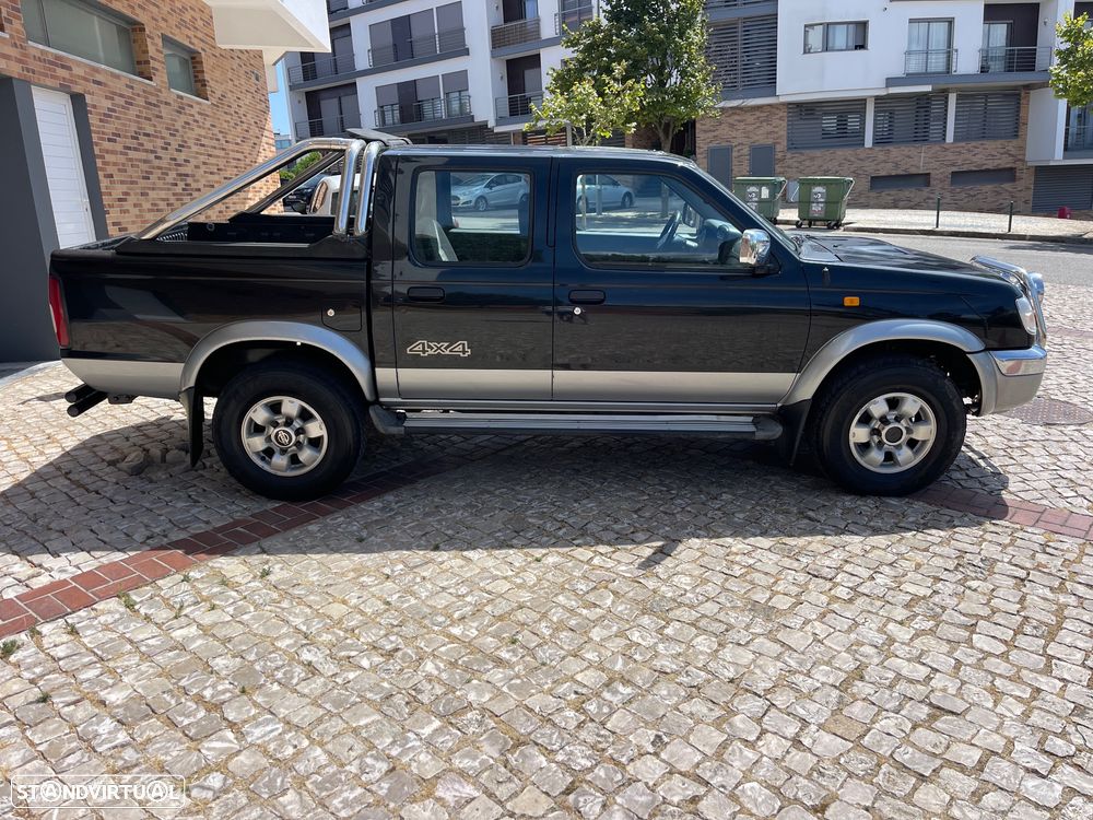 Nissan Pick Up 2.5 TD CD Navara ABS - 5
