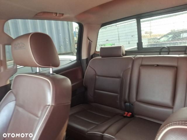 Chevrolet Silverado - 3