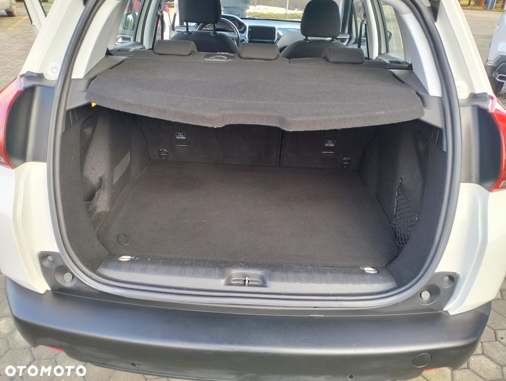 Peugeot 2008 - 14