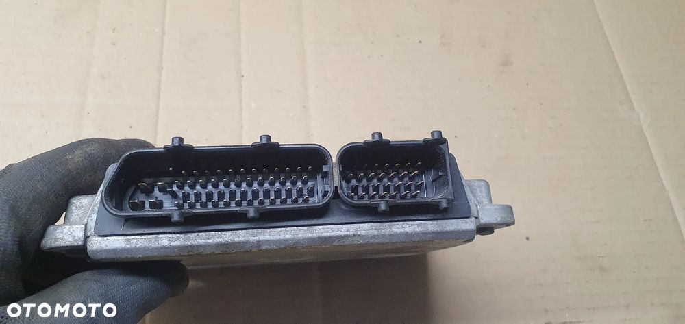 Komputer sterownik silnika Skoda Octavia I 1.9 TDI 038906018GM - 2