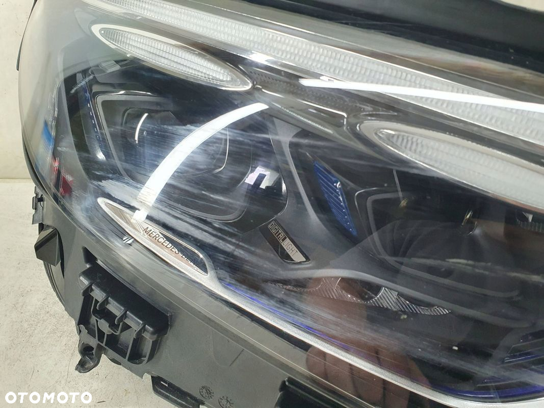 Mercedes-Benz GLC C254 X254 Digital prawa lampa przednia przód reflektor - 5