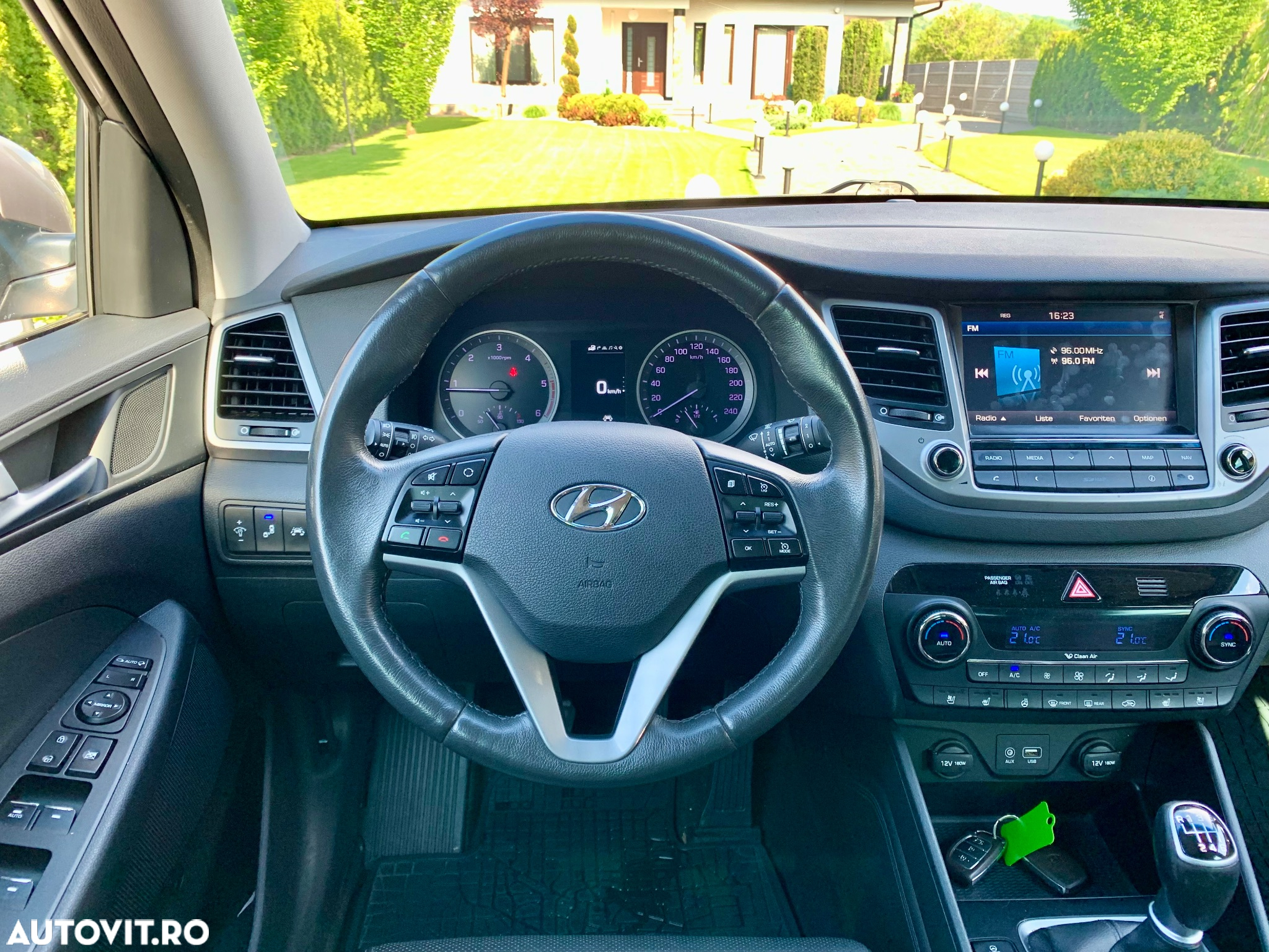 Hyundai Tucson 2.0 CRDI 4WD Advantage - 24