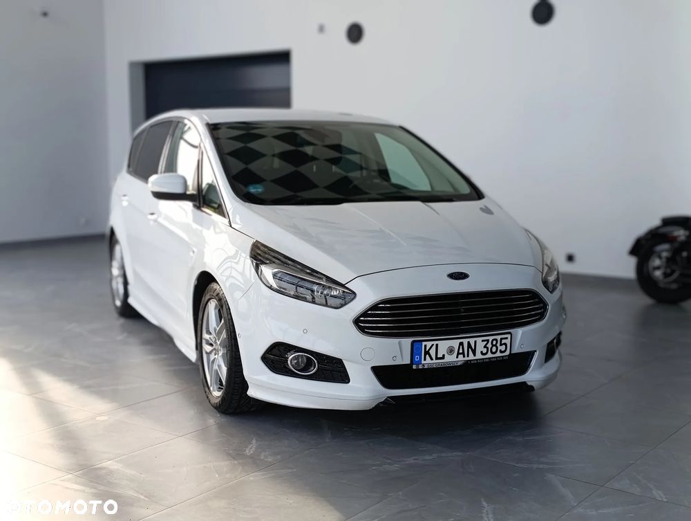 Ford S-Max - 1