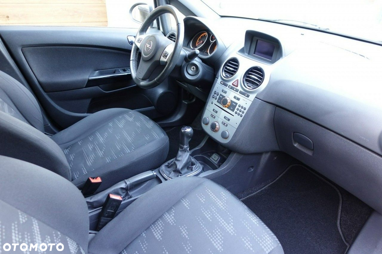 Opel Corsa - 13