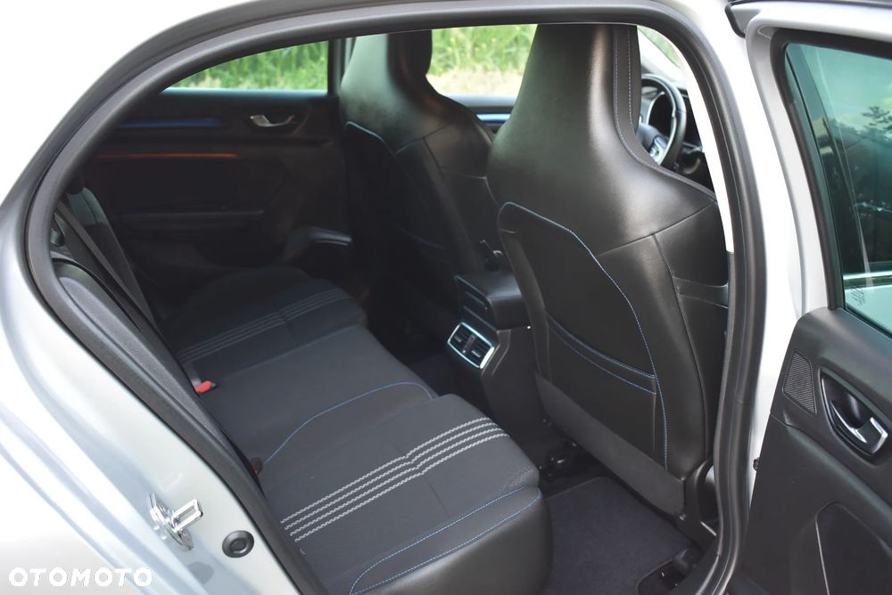 Renault Megane ENERGY dCi 130 GT LINE - 33
