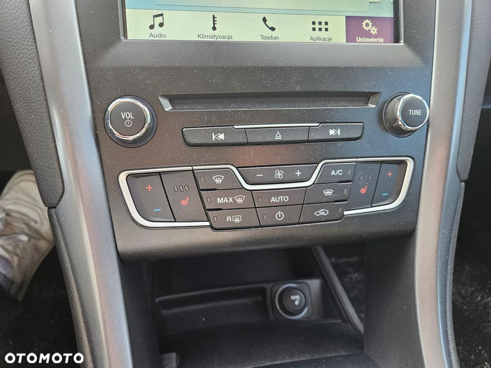 Ford Mondeo - 17