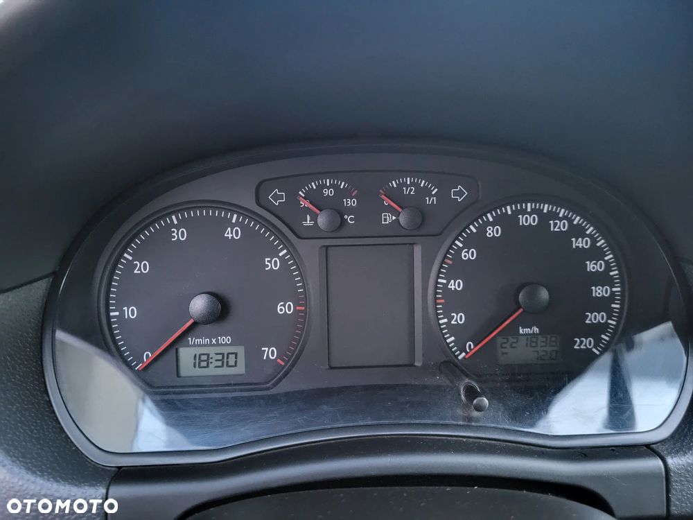 Volkswagen Polo 1.4 Trendline - 5