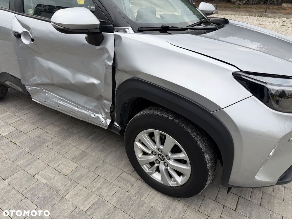 Toyota Yaris Cross Hybrid 1.5 Comfort - 30