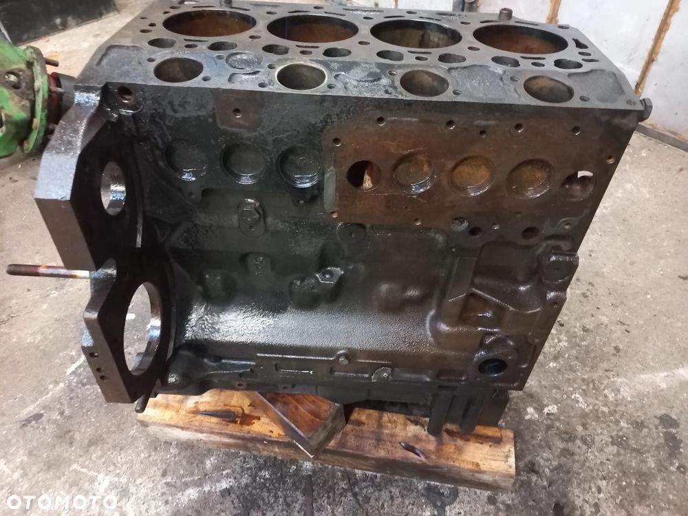 Blok silnika DEUTZ FAHR MERLO 04289542, miska olejowa, 10670424,BF4M2012,TCD 2012 L04 4V, - 1
