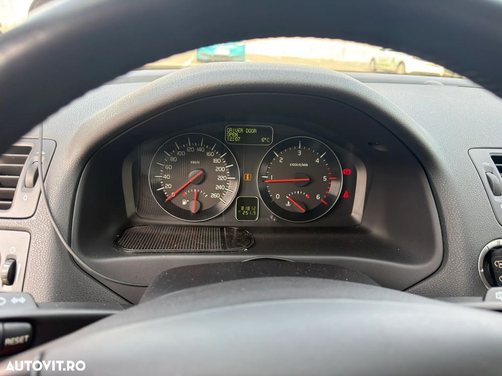 Volvo C30 DRIVe Momentum - 9