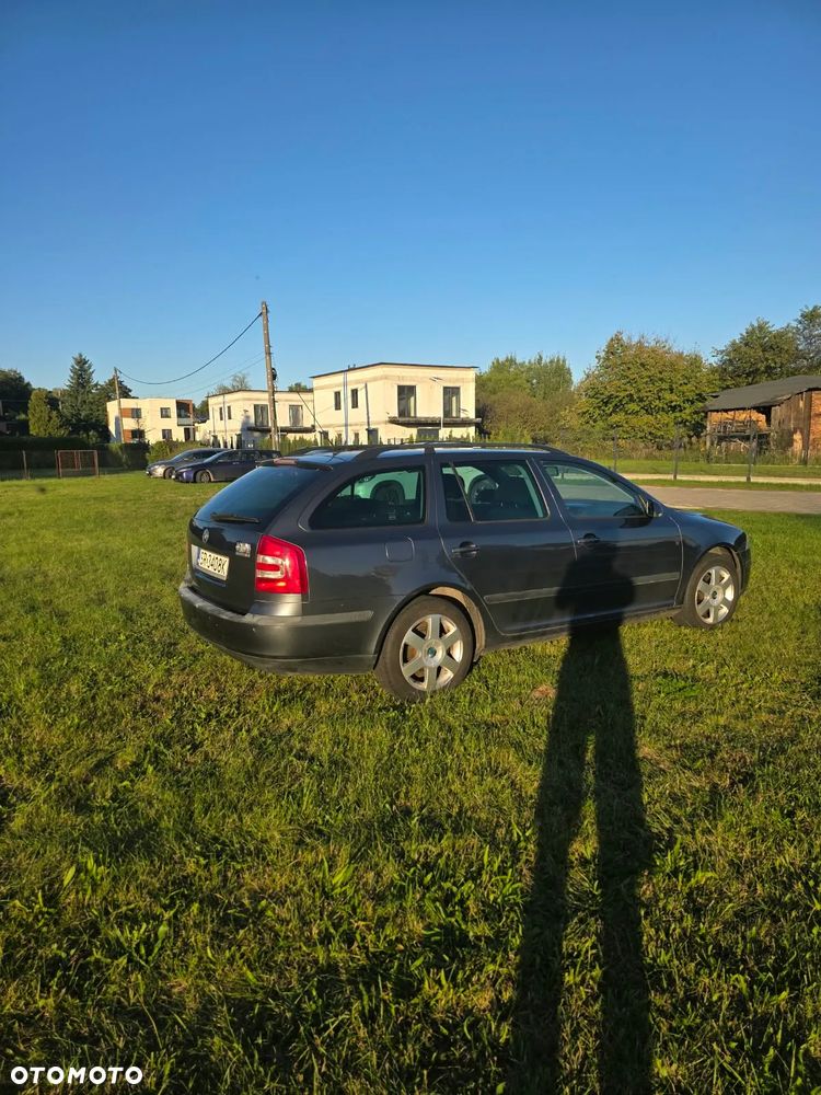 Skoda Octavia 2008 photo 4