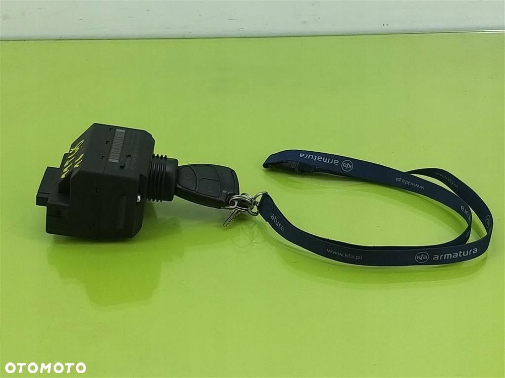 Stacyjka Mercedes C-klasa W203 2000-2007  KLUCZYK KPL 8002329410206154 - 1