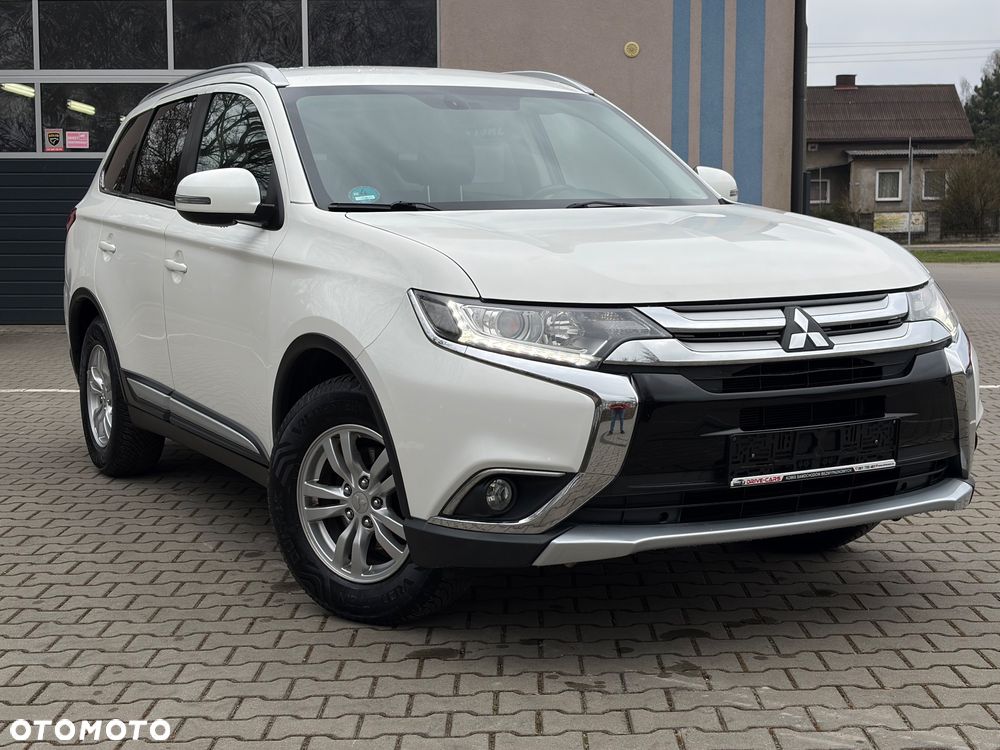 Mitsubishi Outlander 2.0 2WD Invite - 4