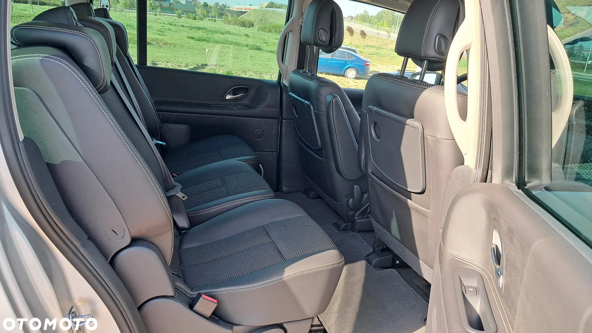 Renault Espace 2.0 Navitech - 13