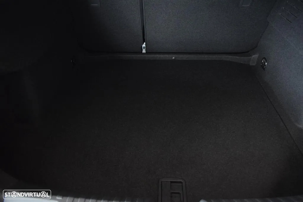 Audi A3 Limousine 30 TDI Advanced - 36