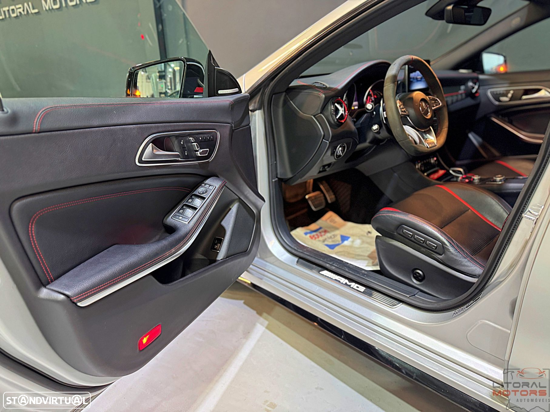 Mercedes-Benz CLA 45 AMG 4Matic Speedshift DCT 7G Night Edition - 13