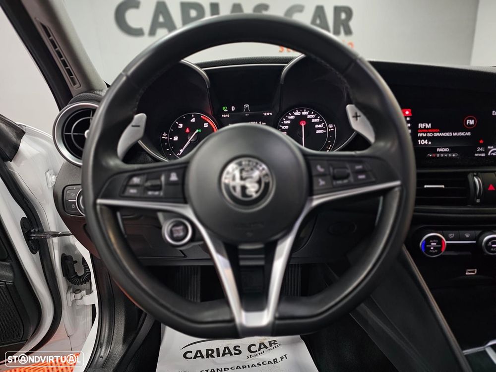 Alfa Romeo Giulia 2.2 D Super AT8 - 13