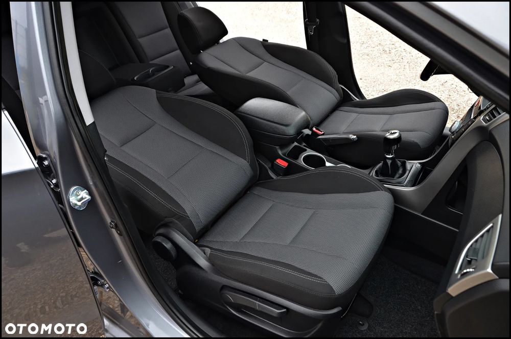 Hyundai i30 1.6 CRDi Premium - 35