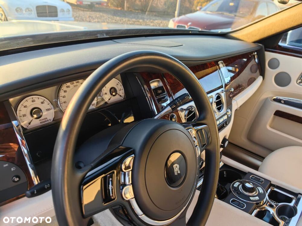 Rolls-Royce Ghost - 20