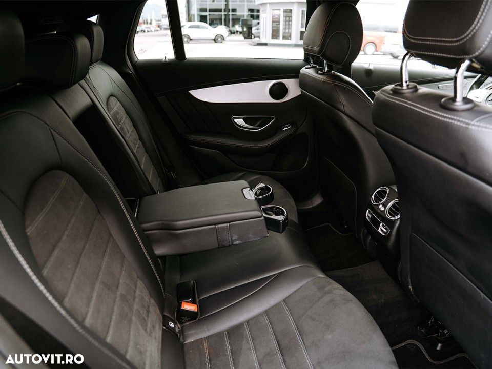 Mercedes-Benz EQC 400 4MATIC - 9