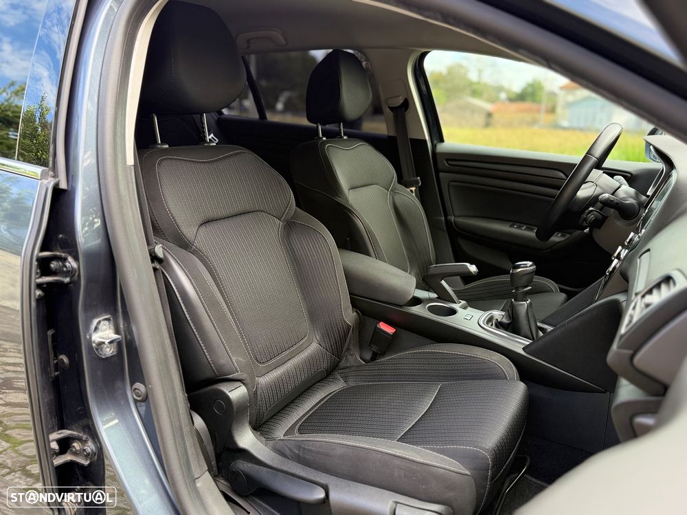 Renault Mégane 1.5 dCi Bose Edition J18 - 16