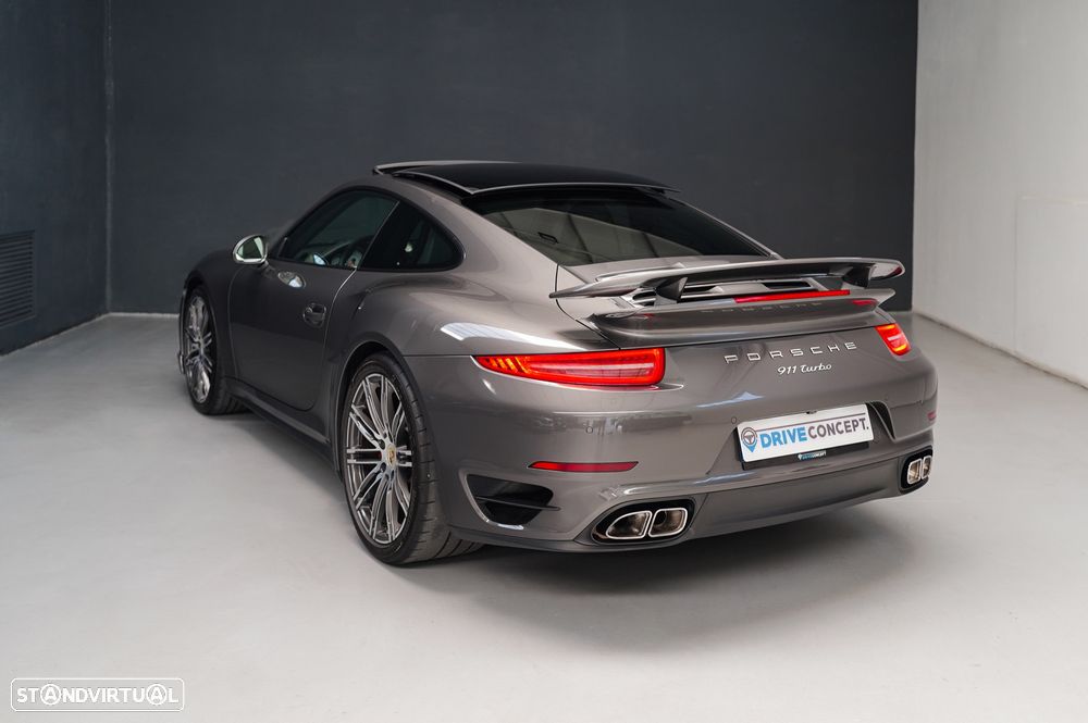 Porsche 911 (991) Turbo PDK - 18