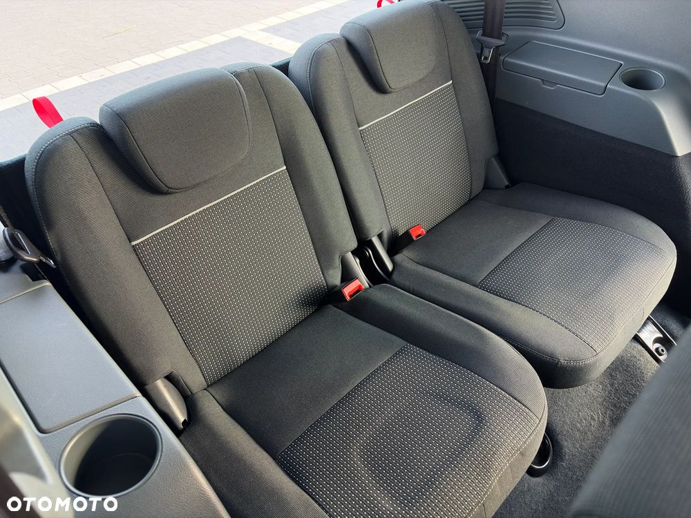 Ford Grand C-MAX 2.0 TDCi Champions Edition - 14