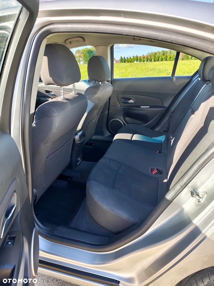 Chevrolet Cruze 2.0 D LT+ - 18