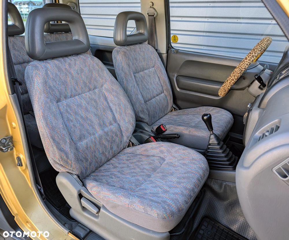Suzuki Jimny 1.3 JLX - 17