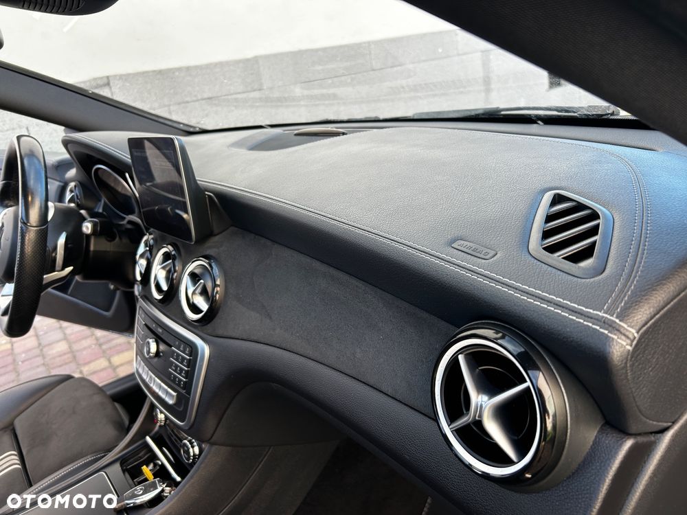 Mercedes-Benz CLA 220 d 7G-DCT Peak Edition - 23