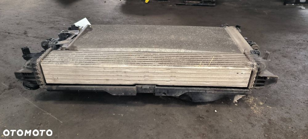 PAS PRZEDNI CHŁODNICE CITROEN JUMPER III LIFT L3 H3 52181949 52181956 - 2