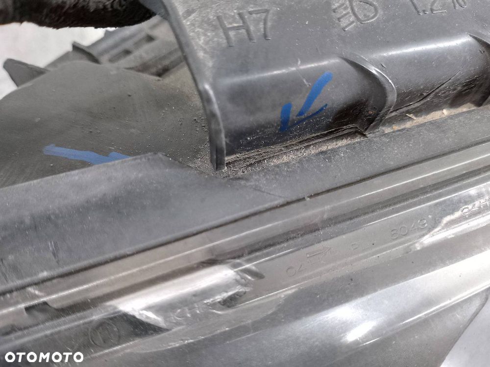 LAMPA PRZÓD PRAWA PEUGEOT 206 9628666780 89001770 - 2