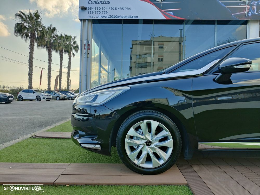 Citroën DS5 1.6 BlueHDi So Chic - 11