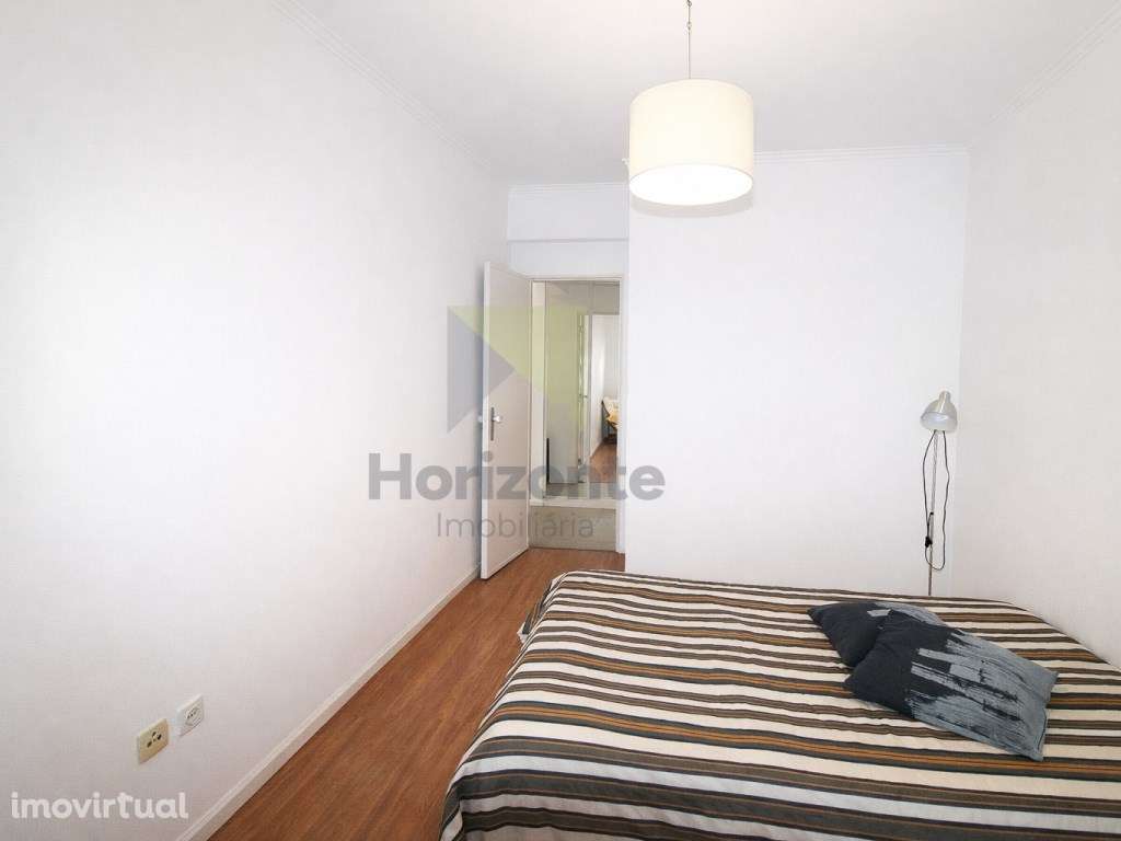 Apartamento T2 Mobilado e Acolhedor junto Parque das Conchas - Grande imagem: 5/17